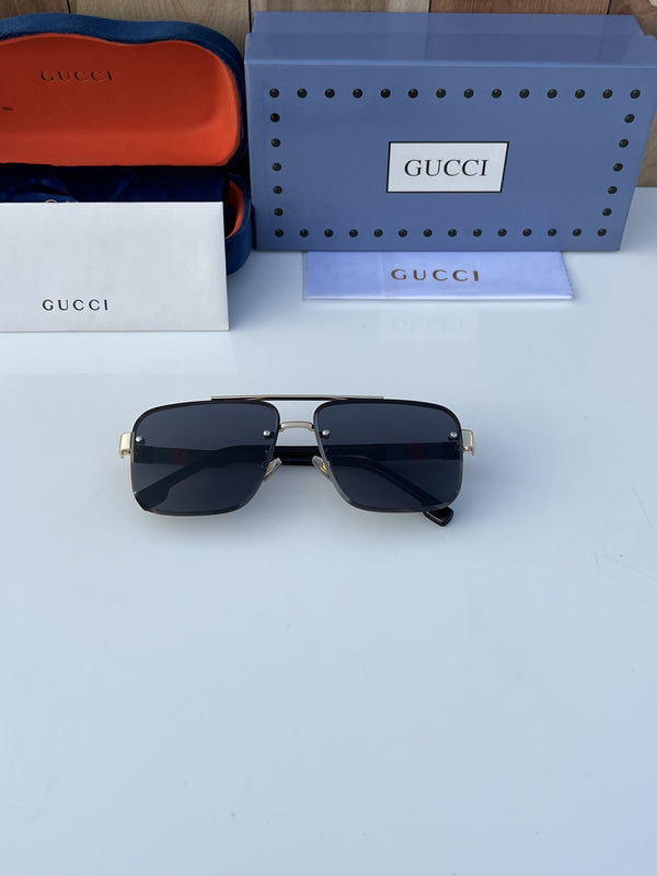 Gucci_1236_gold_black