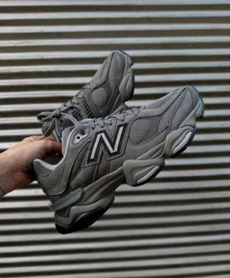 9060 Shadow Grey Castlerock 636