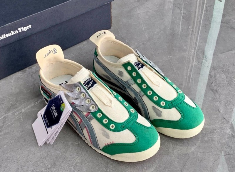 Onitsuka Tiger Slip On x Costume Panda Prank 2051