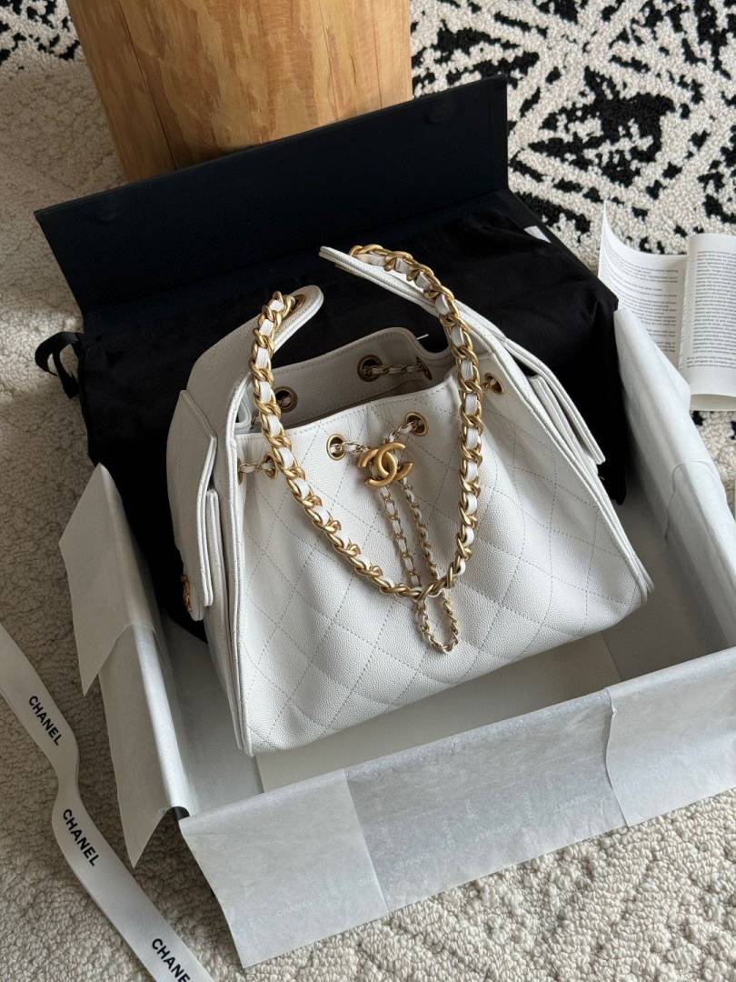 Chanel_25_Medium_White_ShoulderBag_With_OriginalPacking_Highend_NoReturn