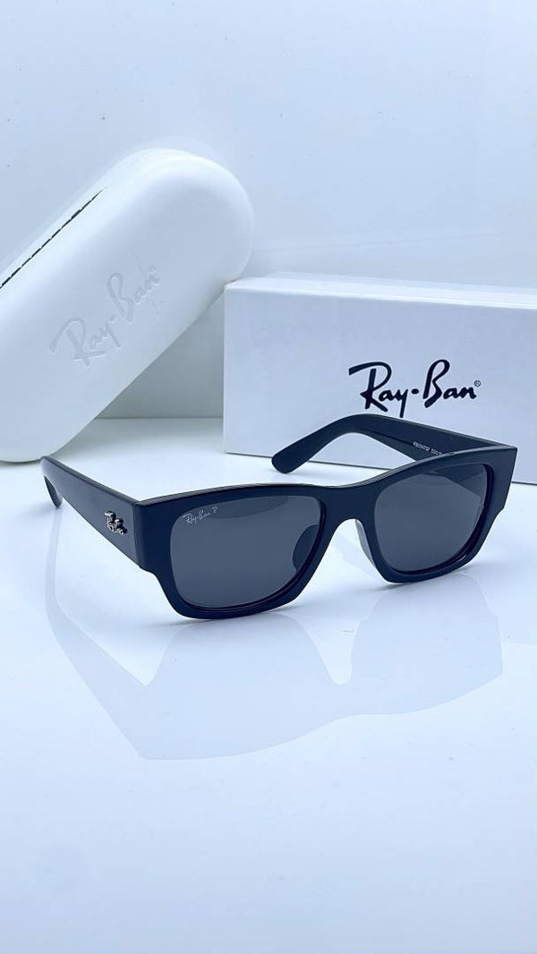 Ray-Ban 0947 black