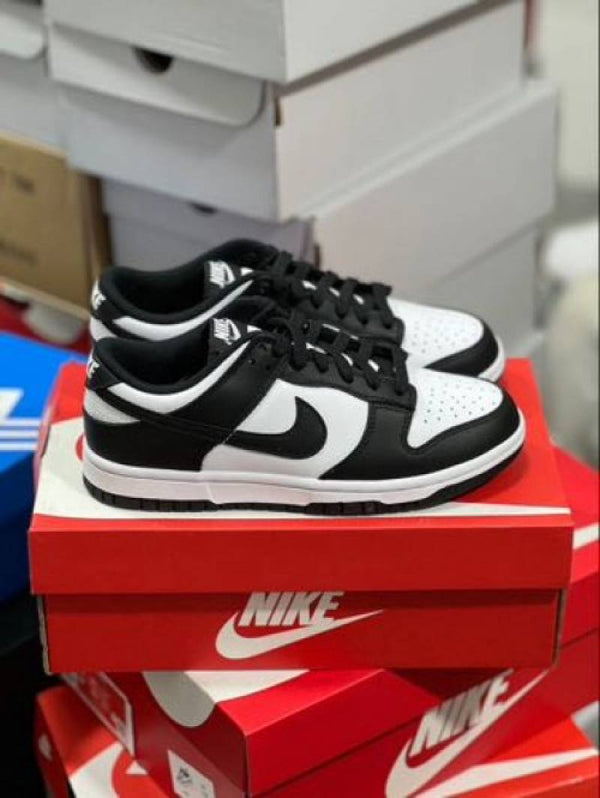 Nike SB Dunk Low Panda