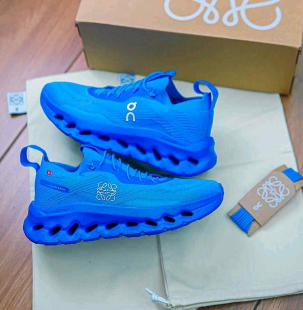Loewe X On Cloudtilt Electric Blue