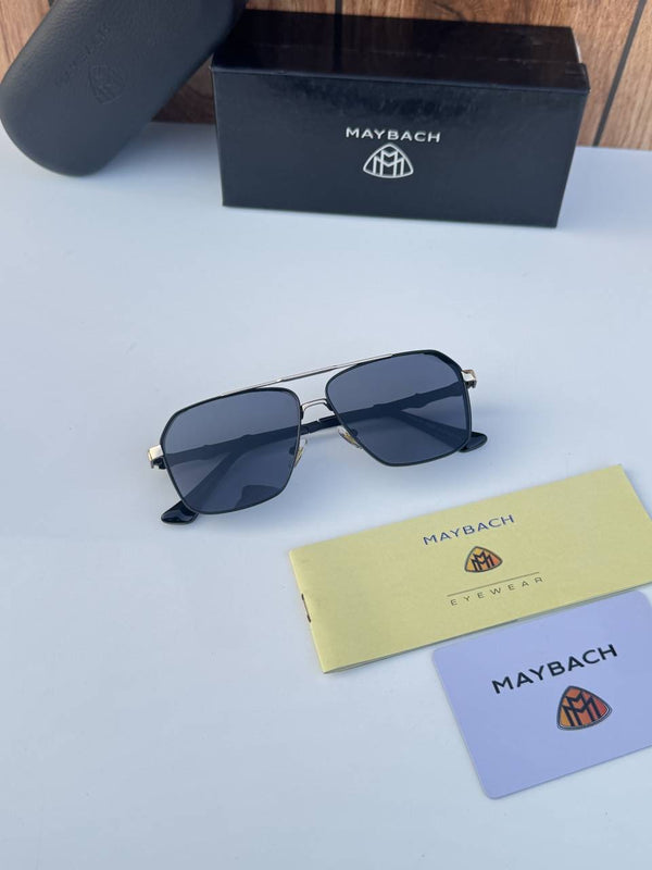 Maybach_236_gold_black