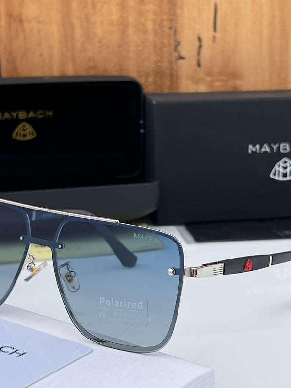 Maybach_22398_silver_blue