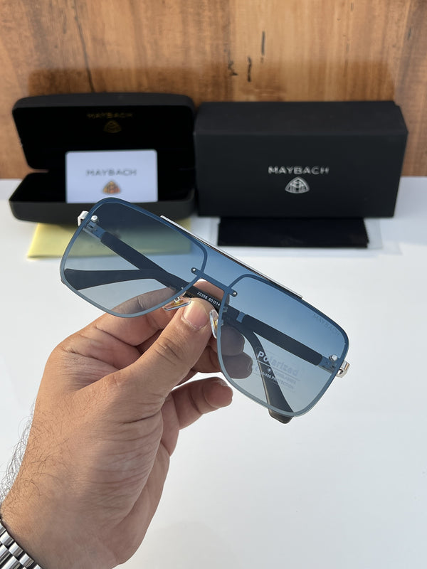 Maybach_22398_silver_blue