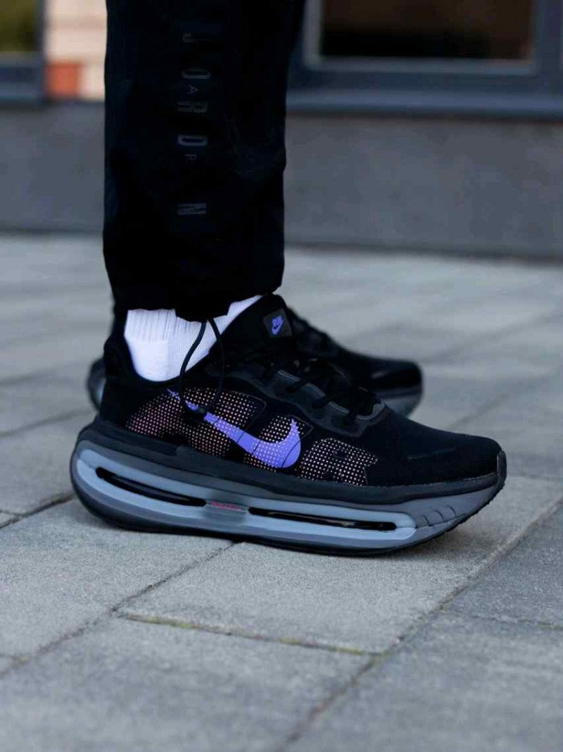 Nike Vomero Premium Black Sapphire Hot Lava2658