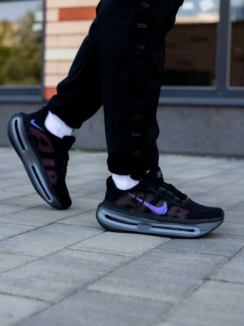 Nike Vomero Premium Black Sapphire Hot Lava2658