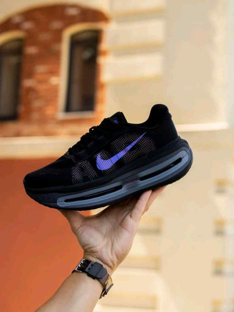 Nike Vomero Premium Black Sapphire Hot Lava2658