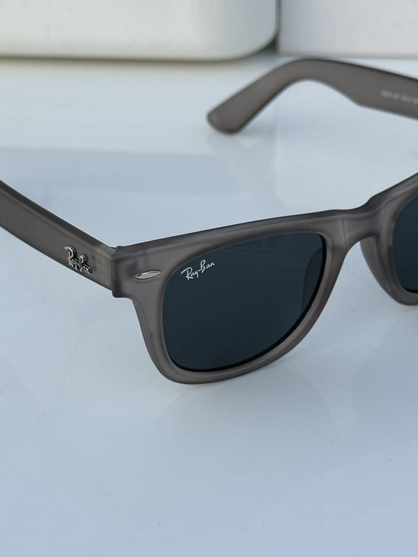 Rey ban 2140 matt grey