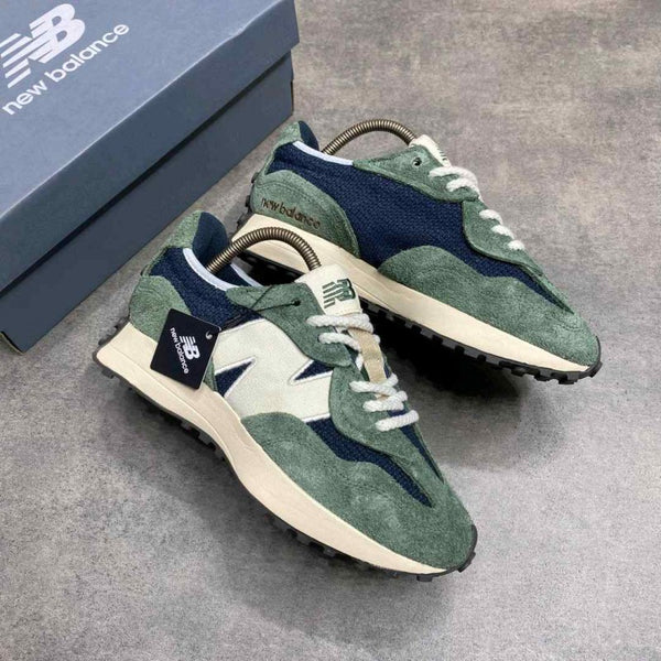 Neww Balance 327 Midnight Green