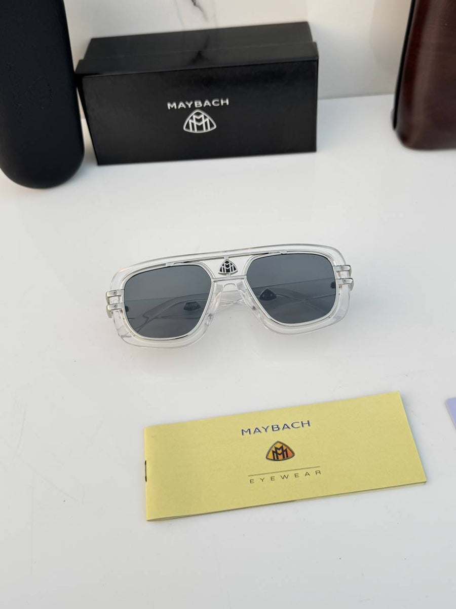 Maybach_7339_white_silver_black