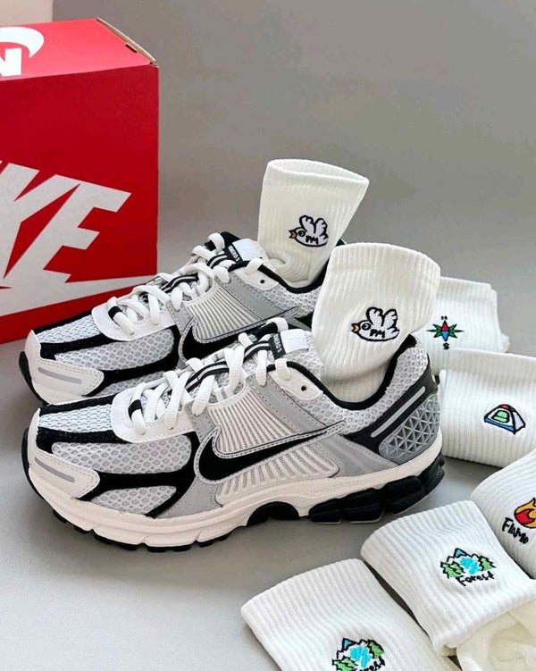 Nike Zoom Vomero 5 Photon Dust Black 6061