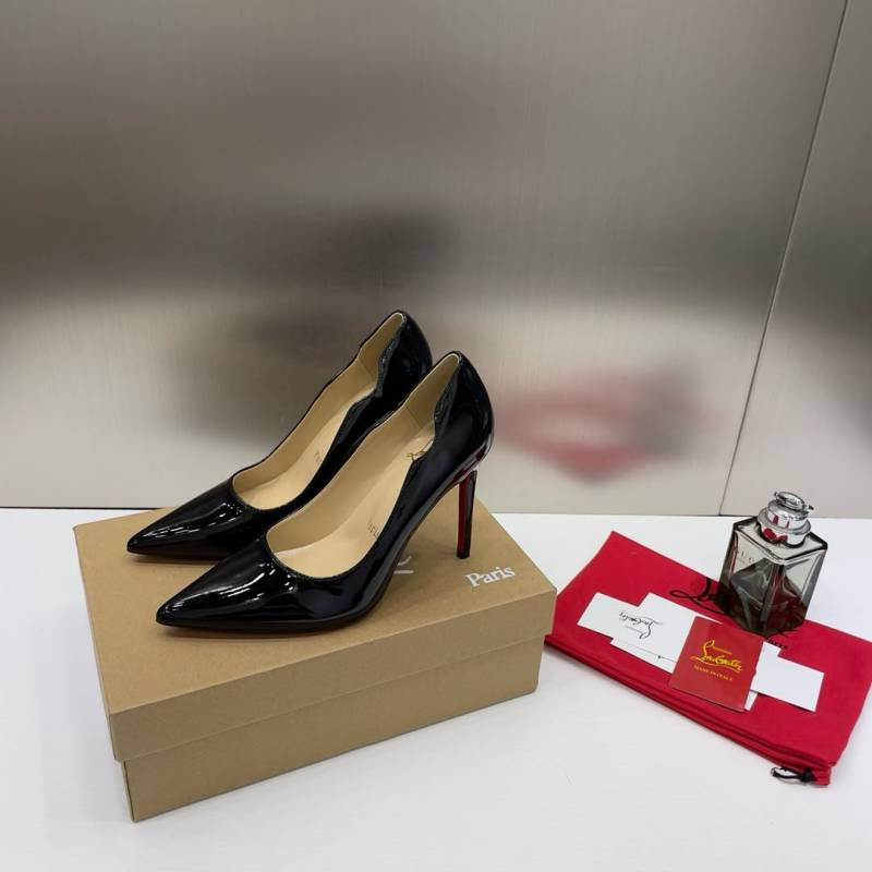 Christian Loubouttinn Miss Iriza 10 Black Z Heels Patent With OG Box & Dust Cover NW53
