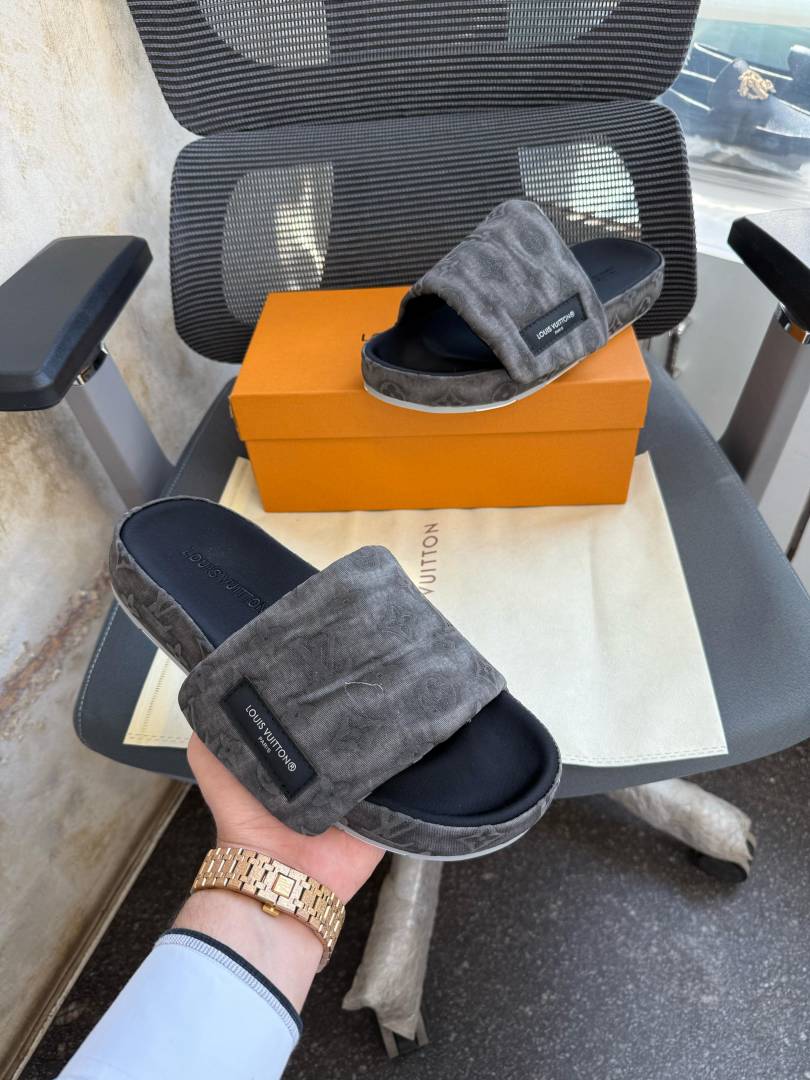 Louis Vuitton l.v Grey Premium Slides