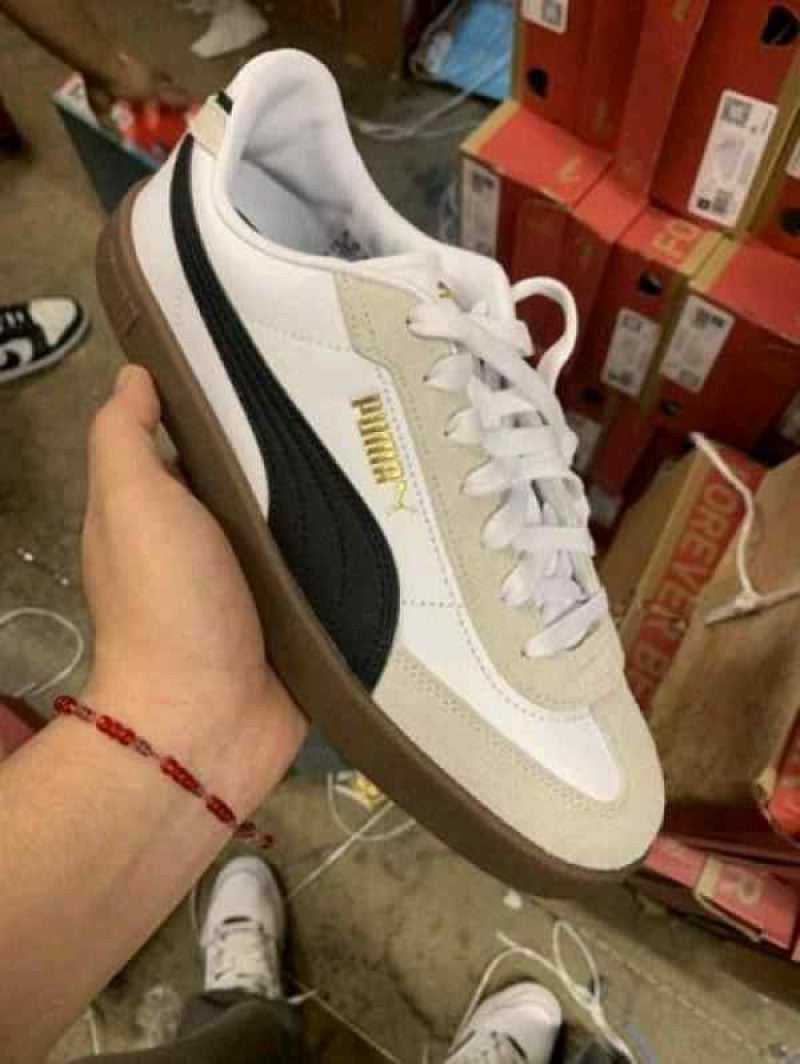 Puma Club II Era Sneakers