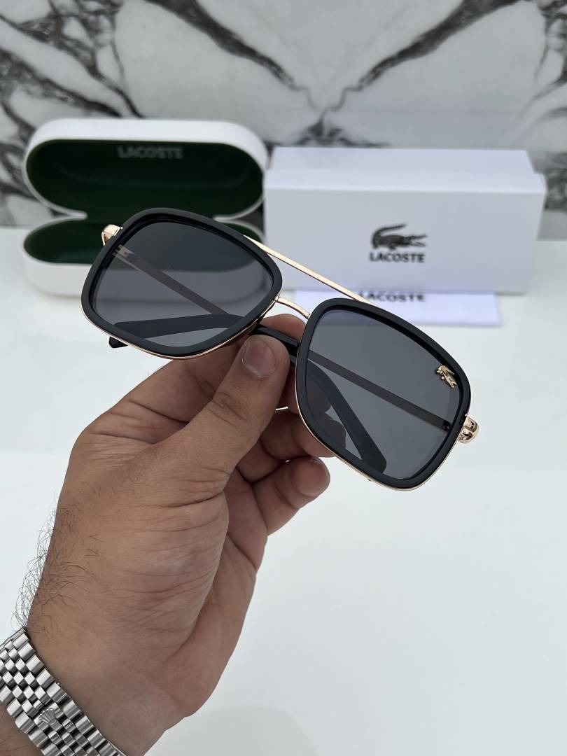 Lacoste_143_gold_black