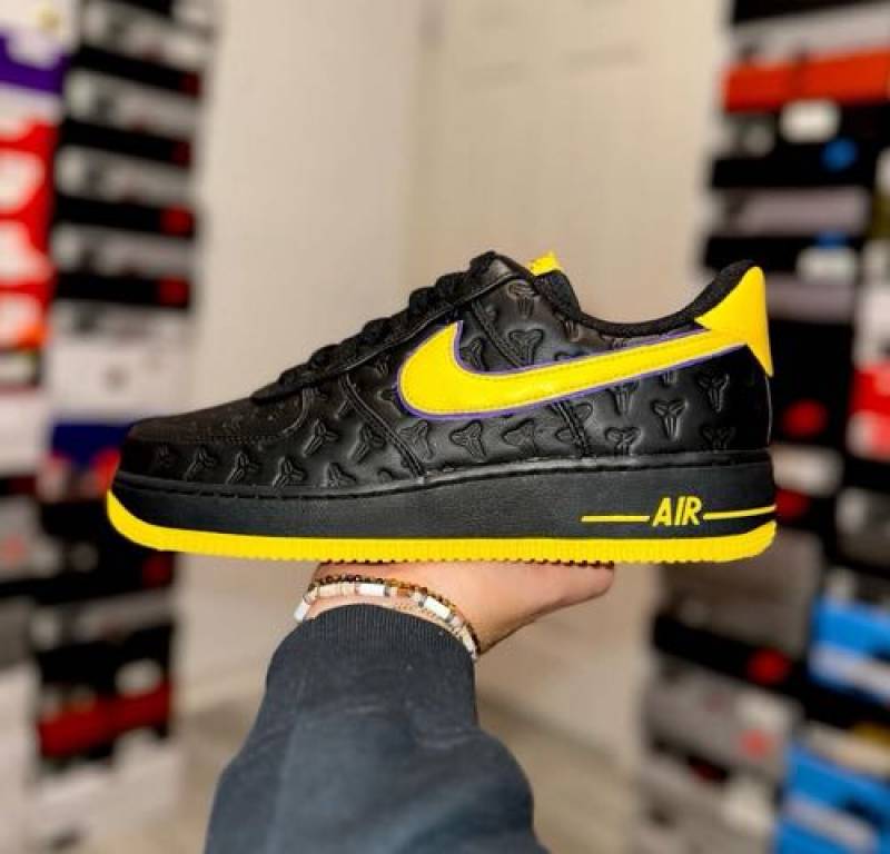 Nike air force 1 low kobe bryant lakers away