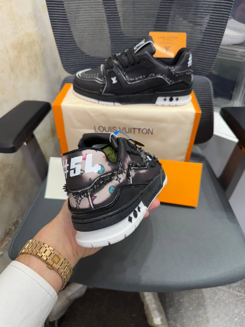 Louis Vuitton CIVILIST TRAINER 2025