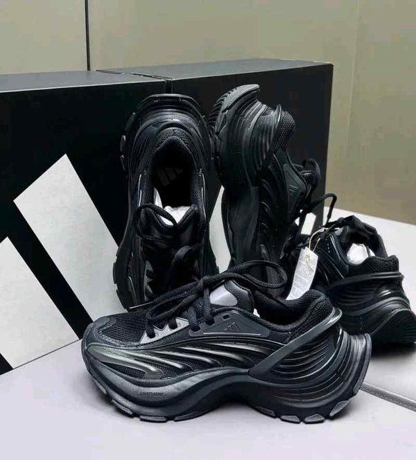 Adidas XLG MTW Black