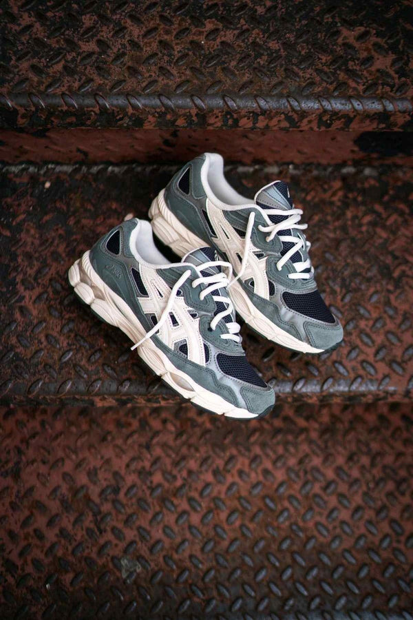 Asics Gel-NYCGraphite GreySmoke Grey