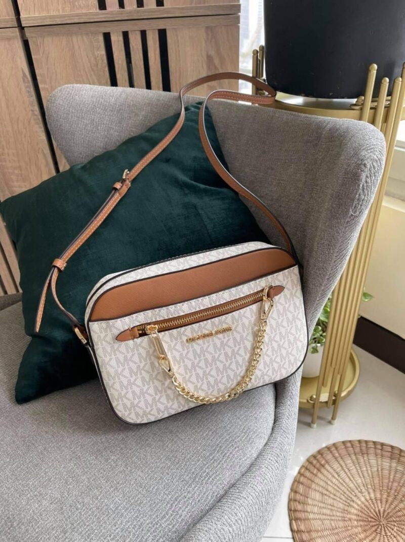 Michael Kors_FrontZip_Camera_Crossbody_With_OriginalBox_DustCover
