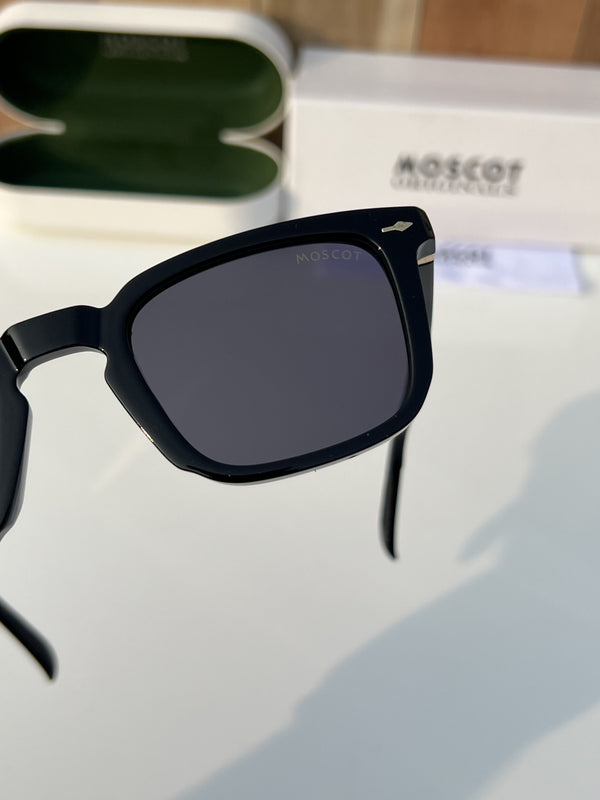 Moscot_98122_glossy_black