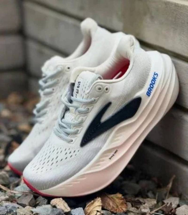 Brooks Glceerin Max Running Red Sole