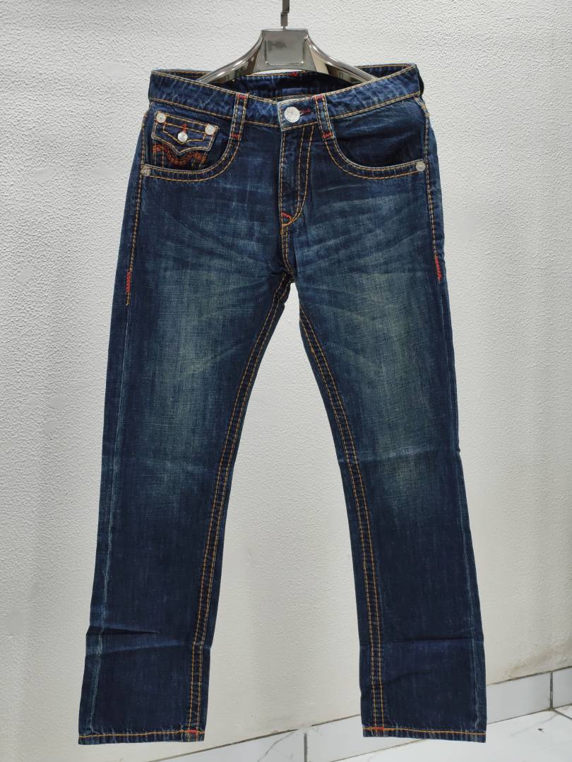 TRUE RELIGION IMPORTED STORE ARTICLE JEANS