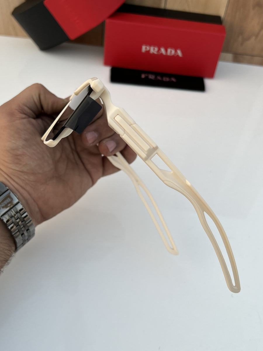 Prada_9024_cream