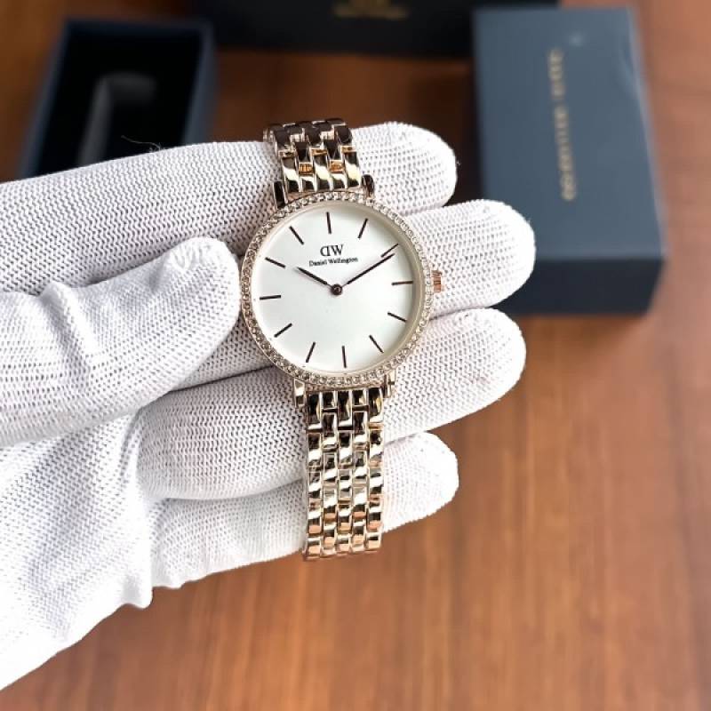 daniel wellington Rosegold white