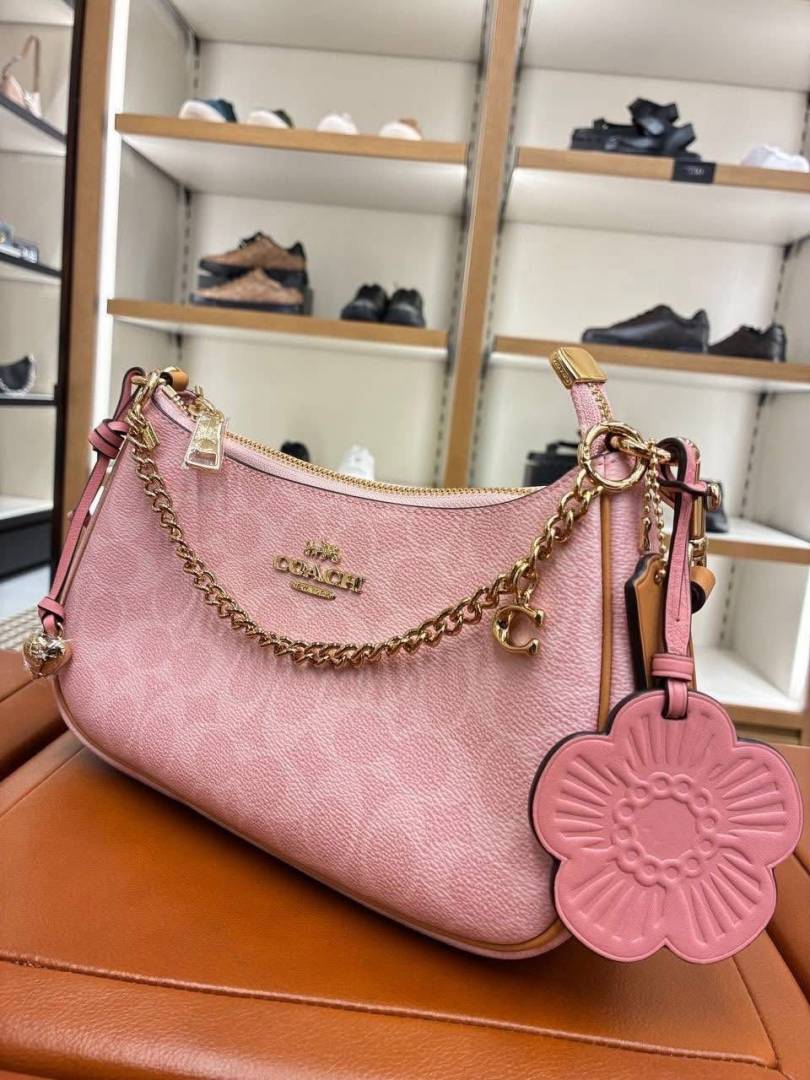 Coach_CB_NWT_Teri_Pink_With_OriginalBox_Charms_DustCover_CarryBag