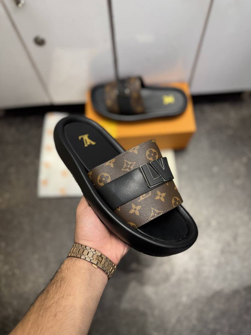 Louis Vuitton LV LOGO PREMIUM SLIDE BROWN 009