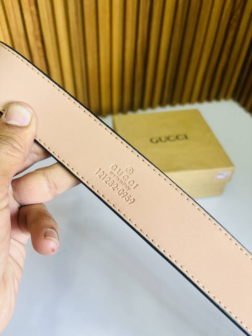 18 GUCHI PREMIUM QUALITY BELT WITH BOX