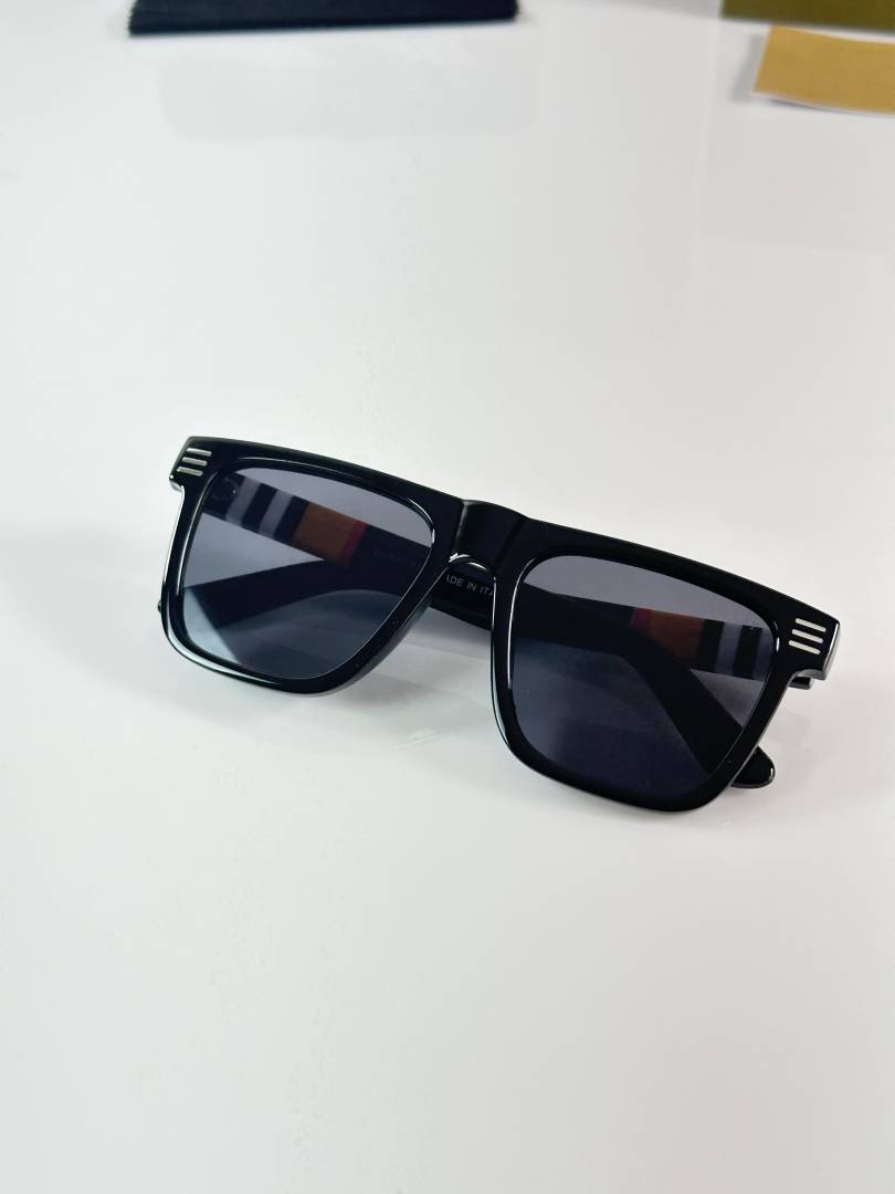 Burberry_4382_Shine_Black