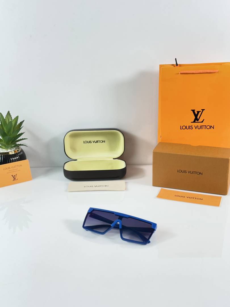 Louis Vuitton 1021 Blue Revo