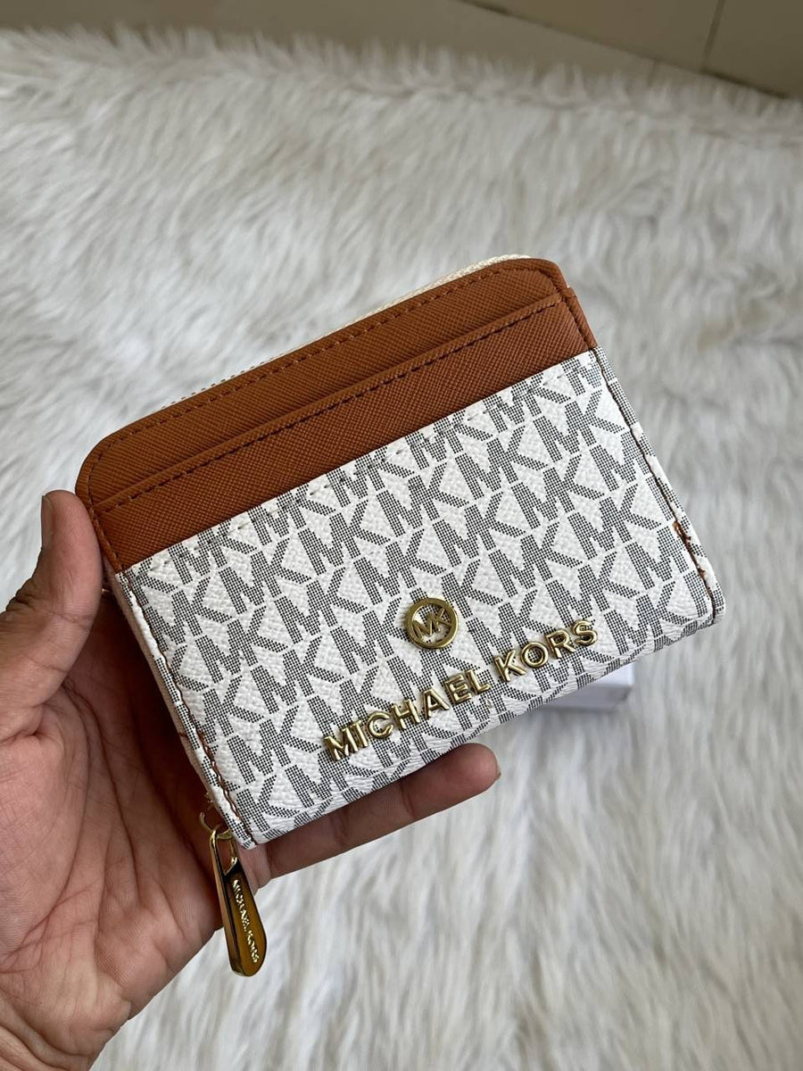 Michael_Kors_135-136_Small_Zippy_Wallet_With_OriginalBox