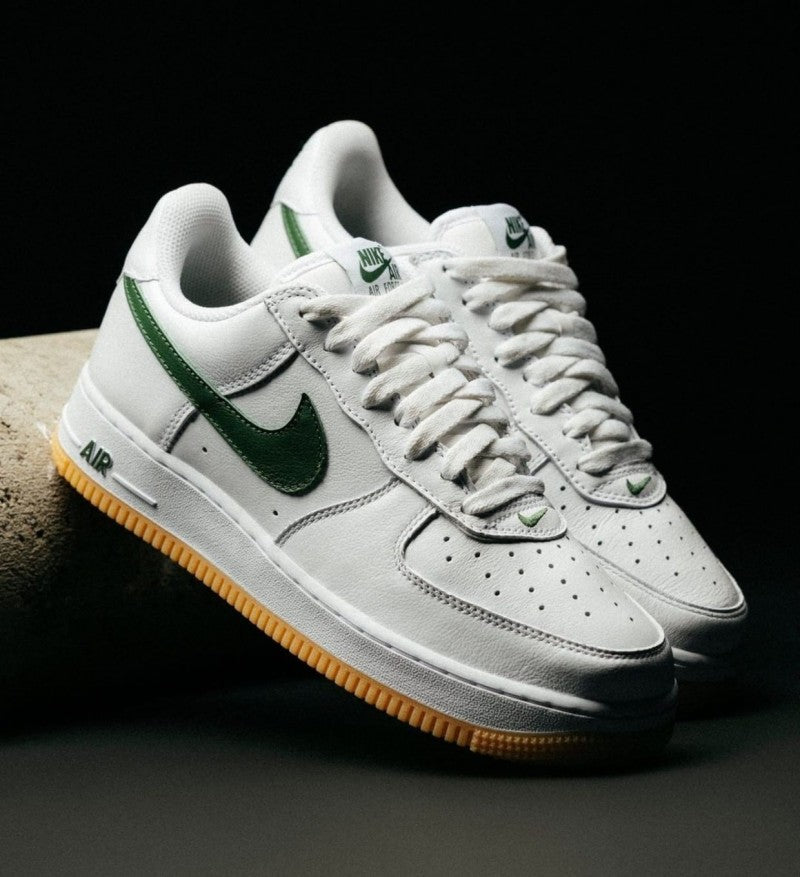 Nike Airforce 1 low retro qs cotm forest green