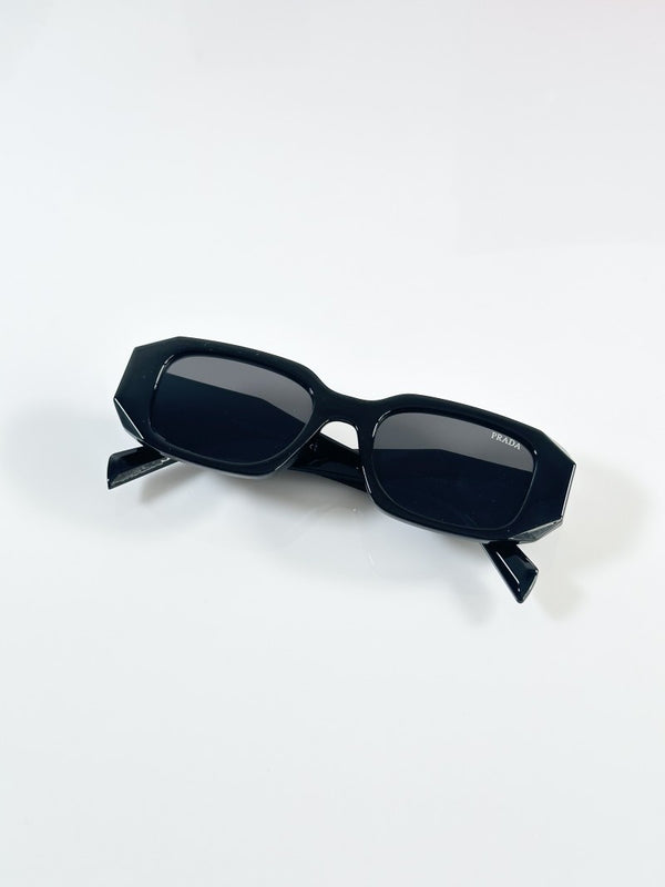 PR 8679 Black