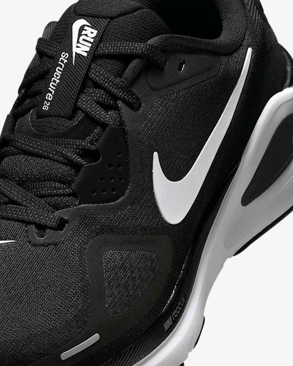 Nike Structure 26 White Black