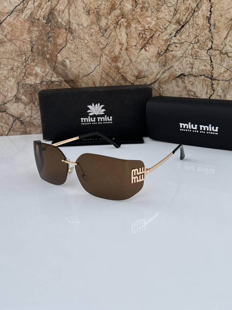 Miu_miu_gold_brown