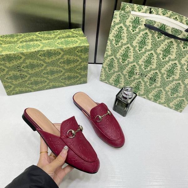 Gucci_GG_PrinceTwon_Slides_In_Rossa_GG_leather_for_women_with_original_box_and_carry_bag
