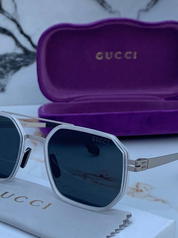 Gucci_007_white_black