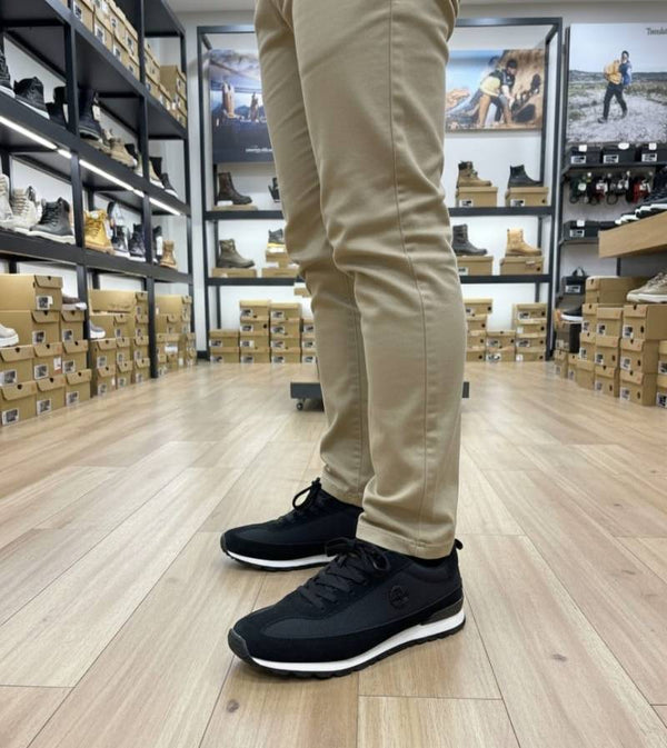TIMBERLAN.D BLACK WHITE LOW CASUAL SNEAKER