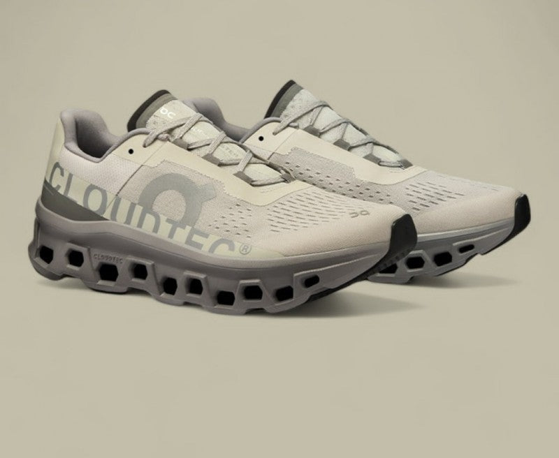 On cloudmonster Ice Alloy