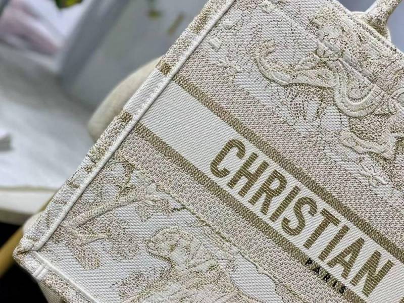Dior_Book_Tote_Cream_Toile_De_Jouy_With_OG_Box_&_Dust_Bag_&_Scarf_(Cream_Tiger-842)