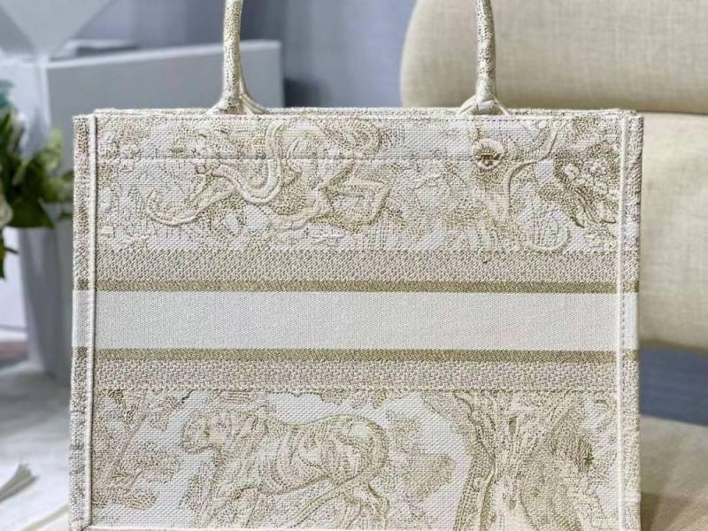 Dior_Book_Tote_Cream_Toile_De_Jouy_With_OG_Box_&_Dust_Bag_&_Scarf_(Cream_Tiger-842)
