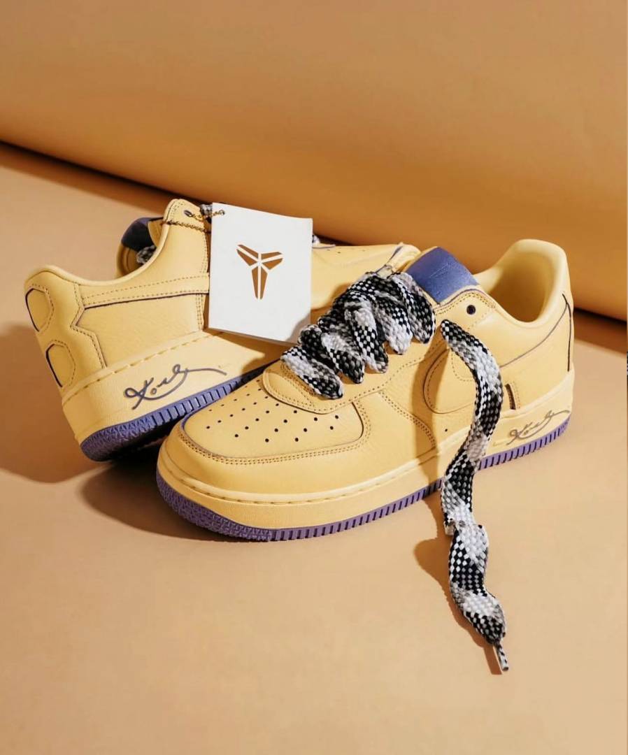 Nike AIRFORCE 1 LOW PROTRO KOBE BRYANT MAMBA MENTLITY