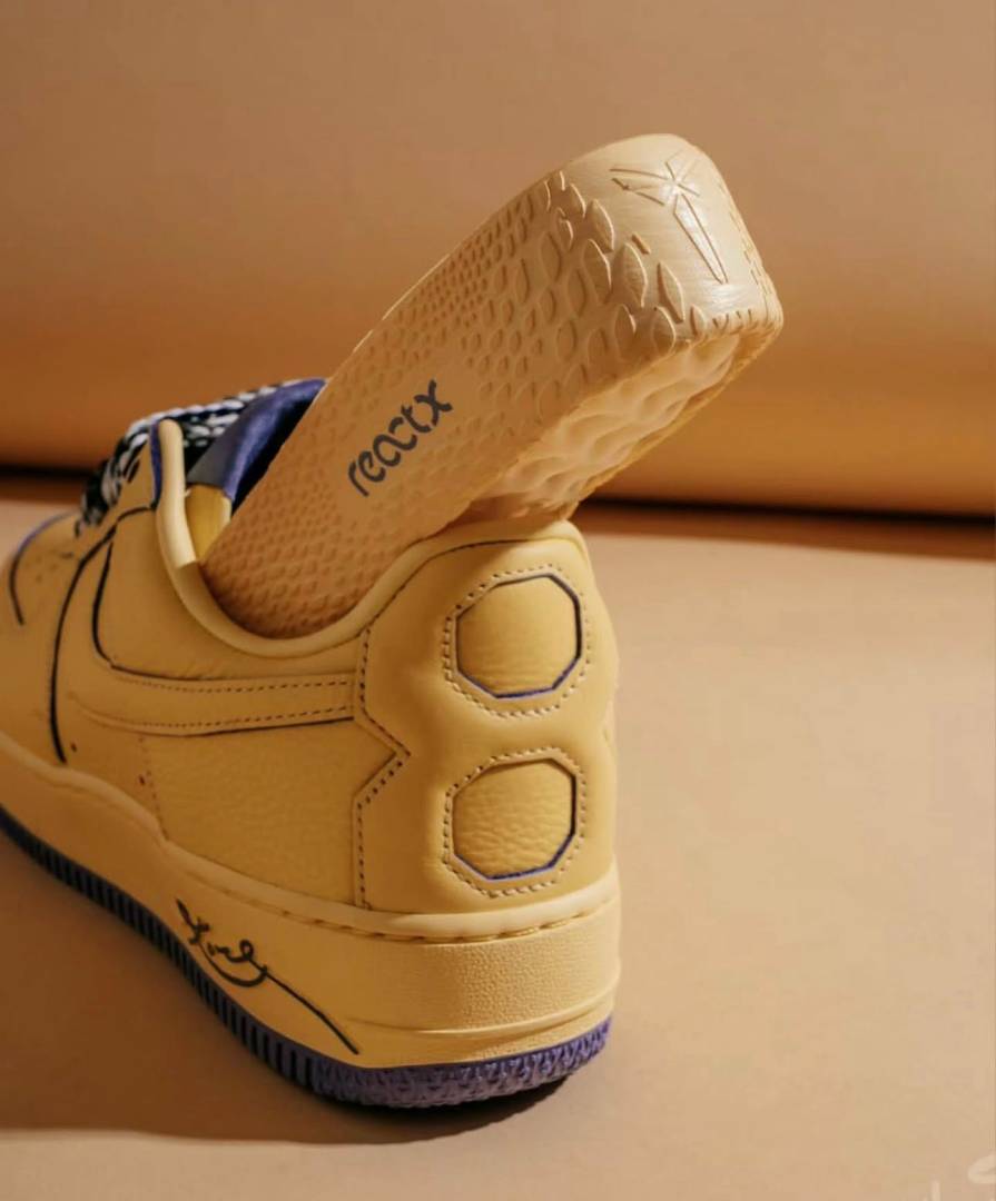 Nike AIRFORCE 1 LOW PROTRO KOBE BRYANT MAMBA MENTLITY