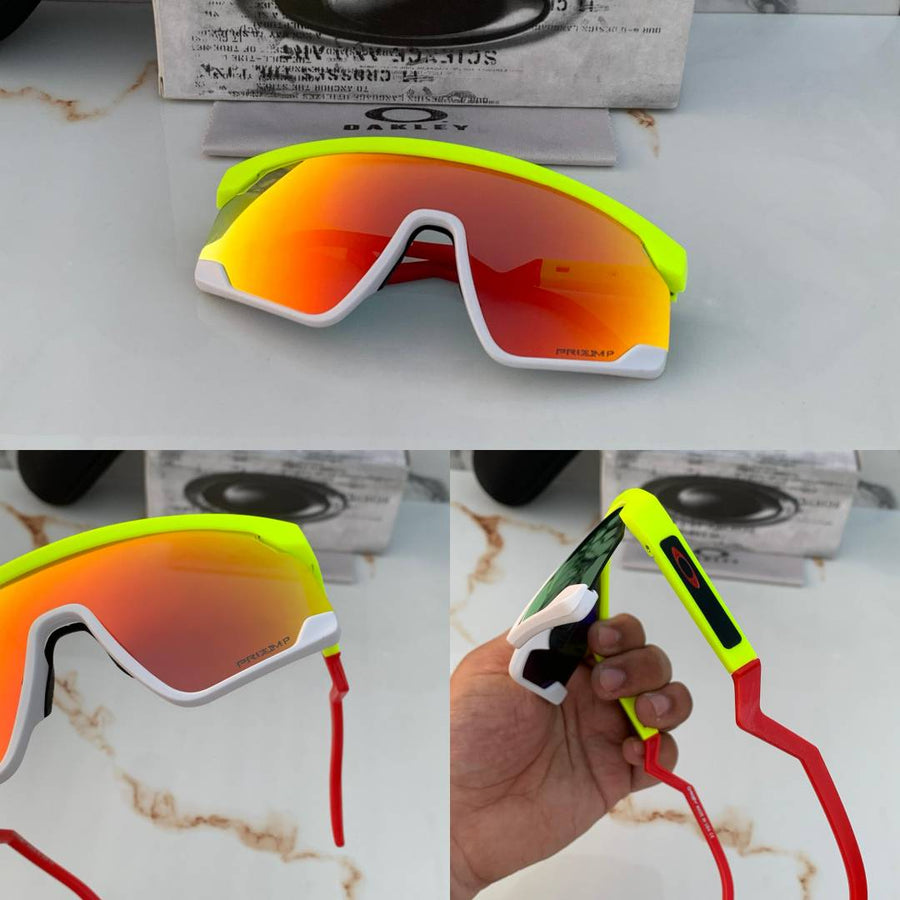 Oakley_9280_neon